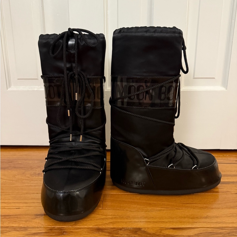 Moon Boot - Icon Glance - NWT